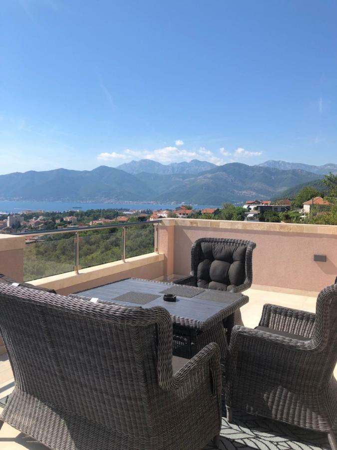 Villa Travertino Тиват Екстериор снимка
